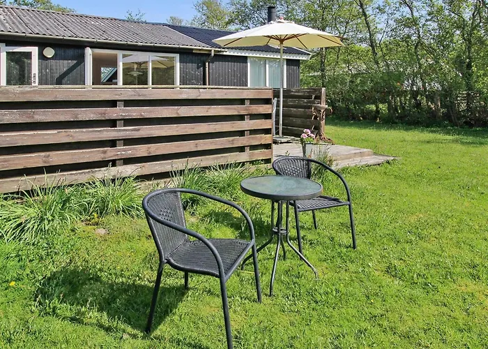 Nielsine - 1-5km From The Sea By Interhome